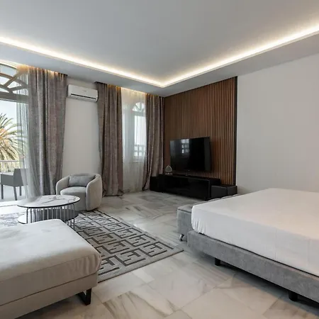 ゲストハウス Palacio