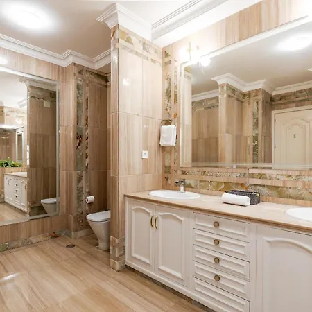 ゲストハウス Palacio