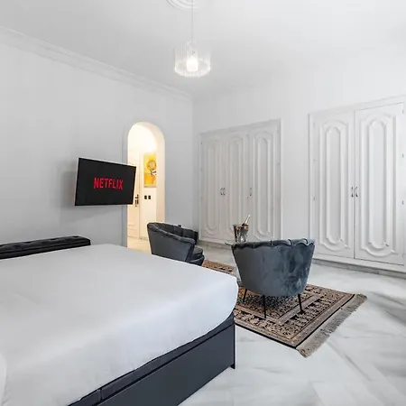 Palacio ゲストハウス マルベーリャ