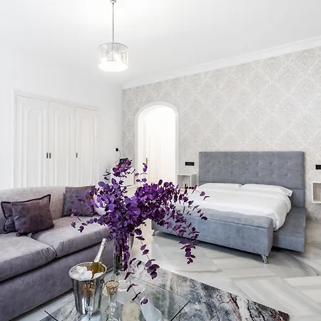Palacio 3* Marbella