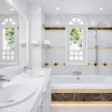 Palacio 3* Marbella