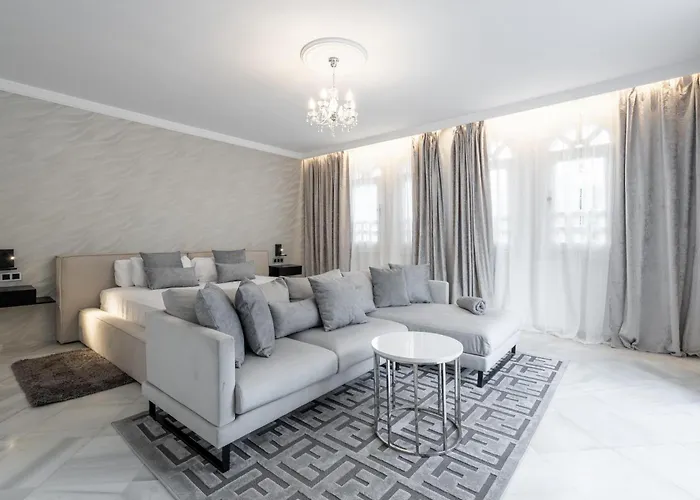 Palacio 3*